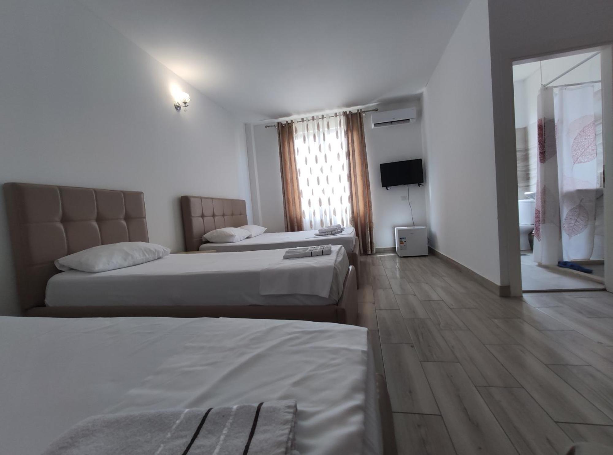Hotel Restaurant Univers Shkodër Eksteriør billede