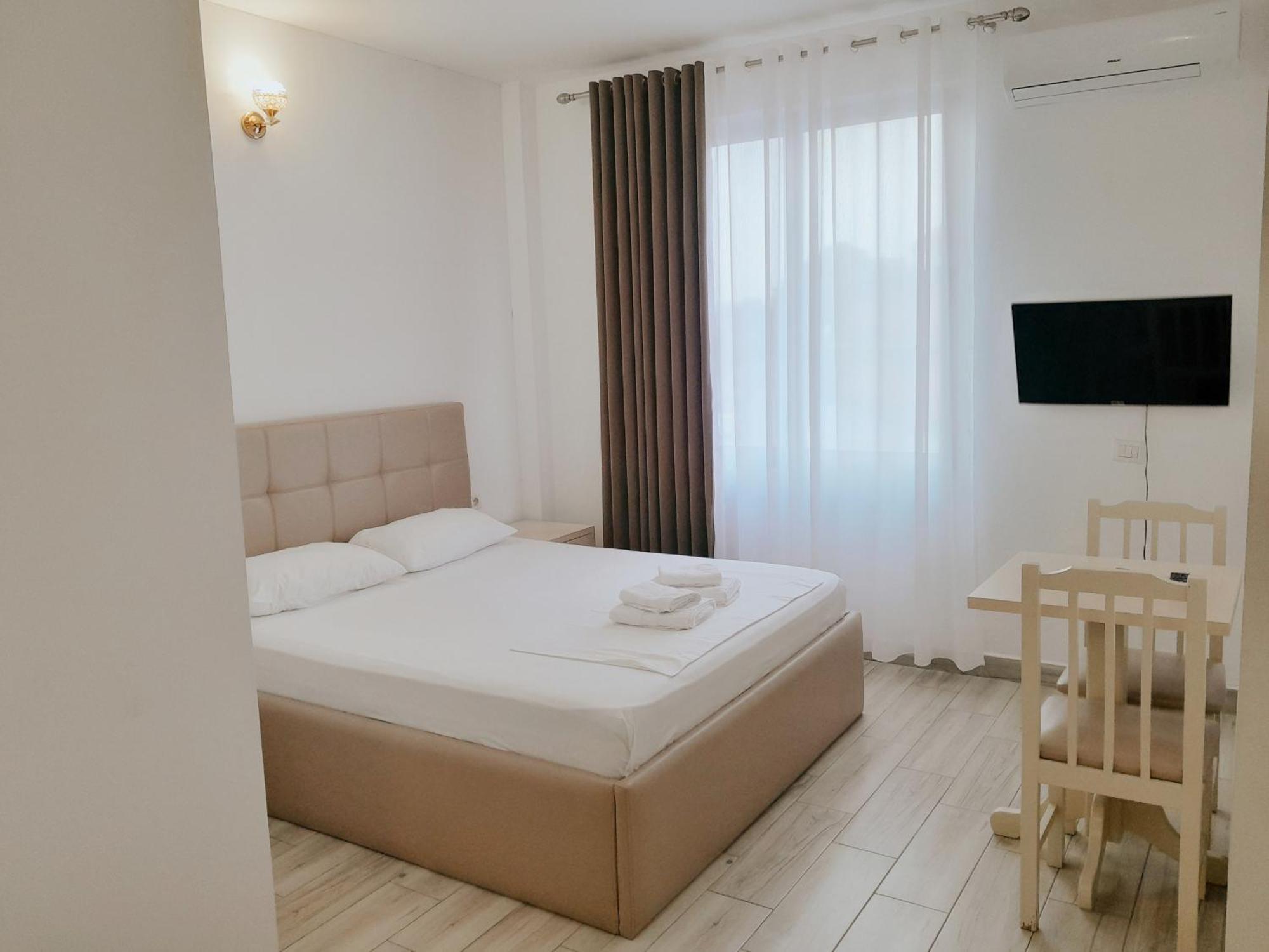 Hotel Restaurant Univers Shkodër Eksteriør billede